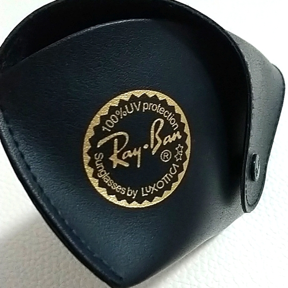 Ray-Ban Sunglasses Case - Picture 2 of 5